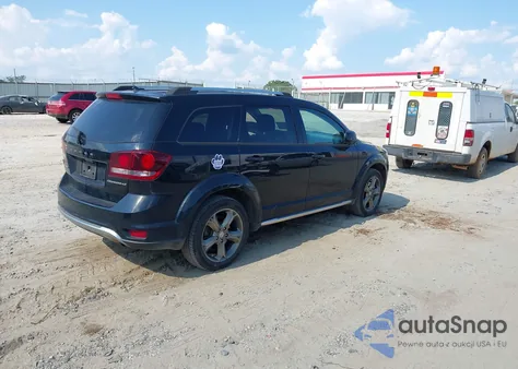 2016 Dodge Journey Crossroad Plus z USA, uszkodzony, nr VIN 3C4PDCGB3GT138639